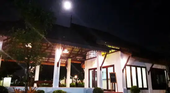 Khum Nakhon - 11