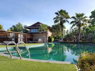 The Grace Amphawa Resort - 4