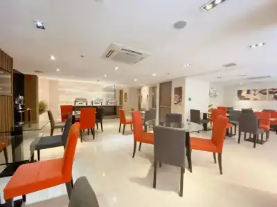 The Luxe - 71