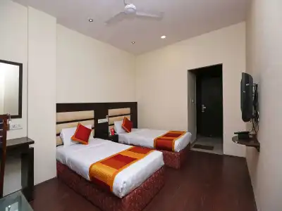 OYO 606 Imperial - 2