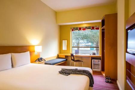 ibis Mall Avenue Dubai - 51