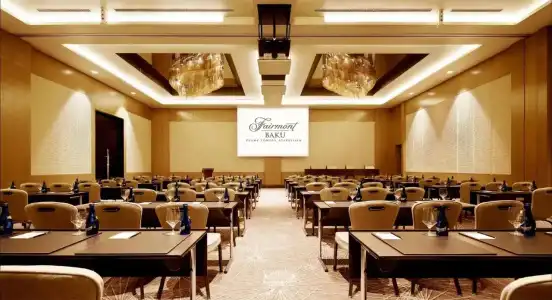 Fairmont Baku - Flame Towers - 20