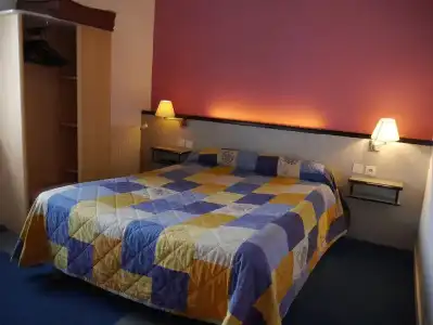 Hôtel Terminus - 70