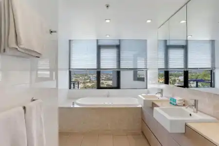 Ambience on Burleigh Beach - 60
