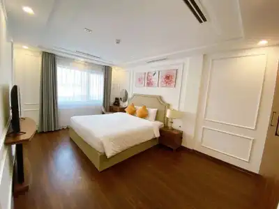 Jade Ha Long - 83