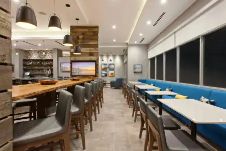 SpringHill Suites by Marriott Huntington Beach Orange County - 18