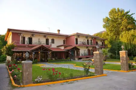 Spanias - 8