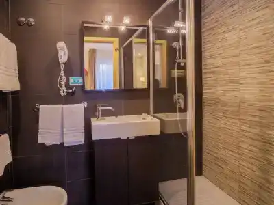 Central Wellness - 44