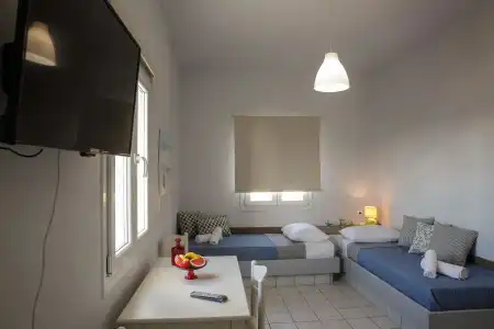 Irene Beach Apartments - 5