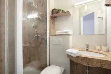 Hôtel le Collier - 8