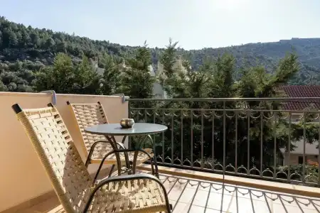 Aerinon Guesthouse - 16