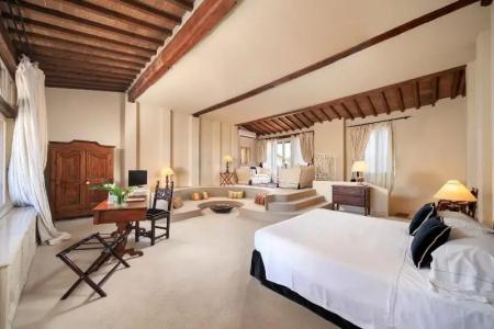 J and J Historic House - 45