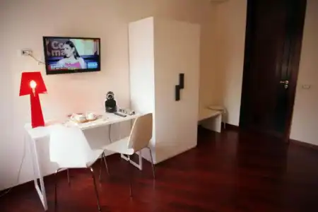 Clorinda's Rooms - 1