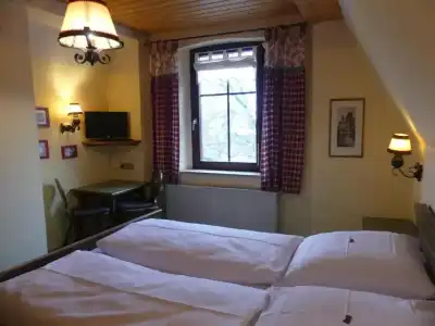 Bayerischer Hof - 38