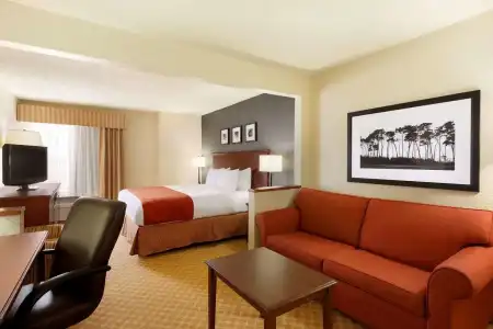 Spark by Hilton South East Corpus Christi - 3