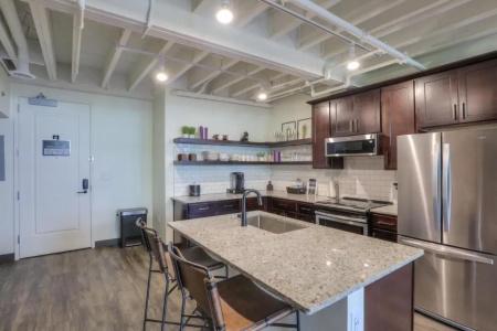 Studio 154 Luxury - 110