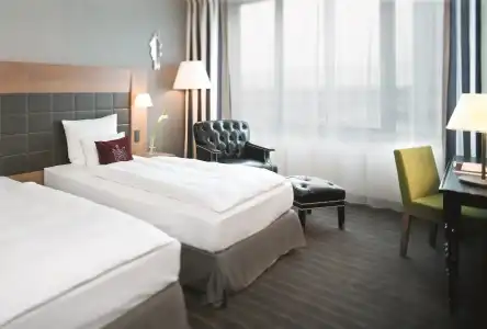 Mövenpick Stuttgart Airport - 5
