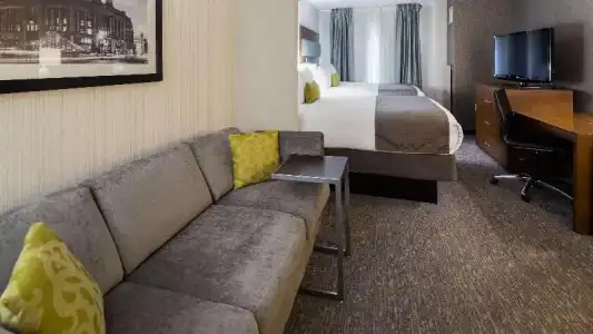 Best Western Plus Boston - 38