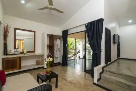 Apsara Greenland Boutique - 31