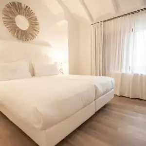 Vis a Vis Apartments - 23