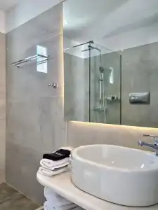 Kanale's Rooms and Suites - 117