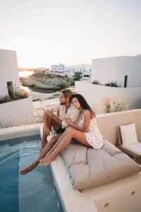 White Pebble Suites - 18