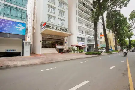 G8 Diamond Saigon - 0