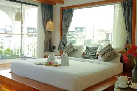 Duc Vuong Saigon - Bui Vien - 184