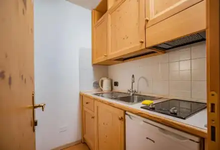 ApartPrincess - 36