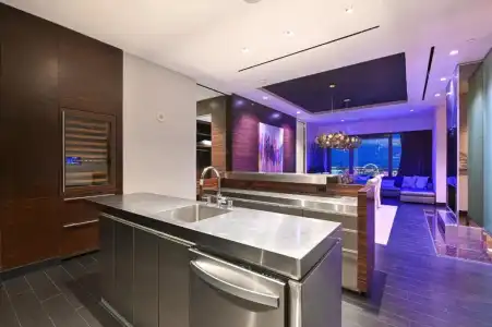 Beautiful Palms Place Suite - 392