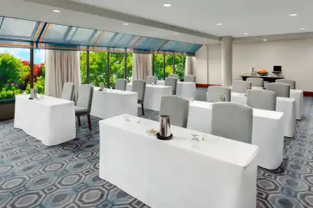 Courtyard by Marriott Boston-Cambridge - 22