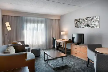 Courtyard by Marriott Myrtle Beach Broadway - 52