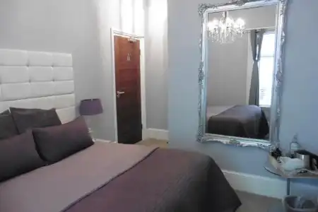 Brighton Inn Boutique Guest Accommodation - 25