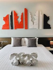 Sorin Boutique - 53