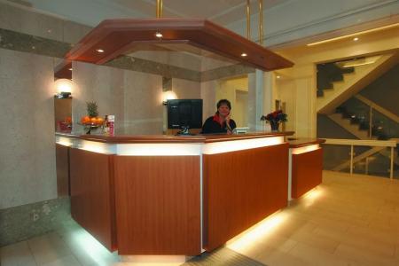 B&B Lübeck Berliner-Platz - 19