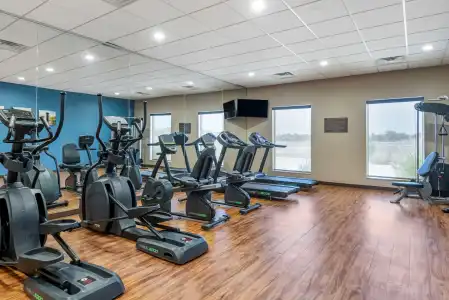 Comfort Suites University - 23
