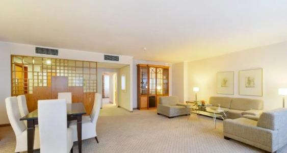 The Q - Quadro City - 114