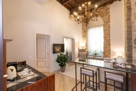 Donati Luxury Tower Suites - 186