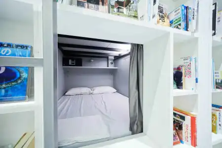 Book and Bed Tokyo Shinsaibashi - 2