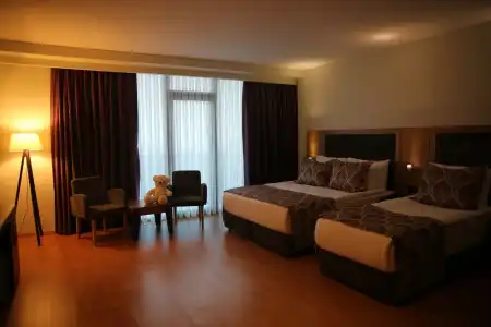 Metro City Apartments - 4