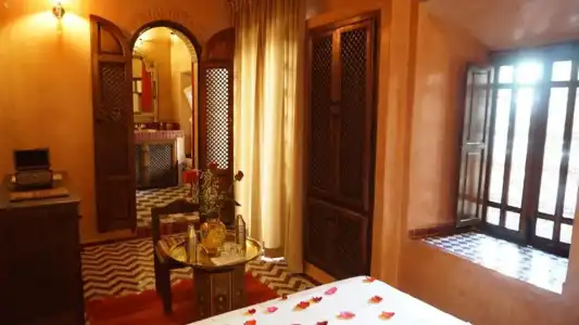 Riad Samsli - 40