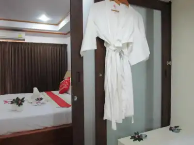 Lipa Bay Resort - 37