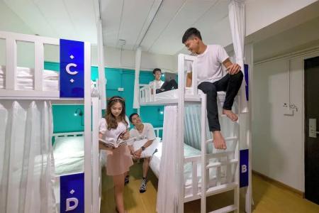 BED Friends Poshtel - 14
