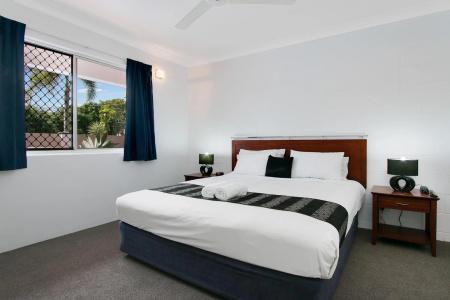 Cairns City Palms - 2