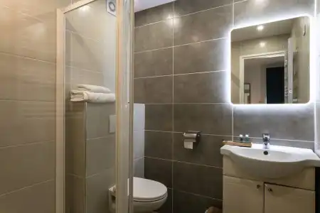 Hôtel Le Mistral - 58