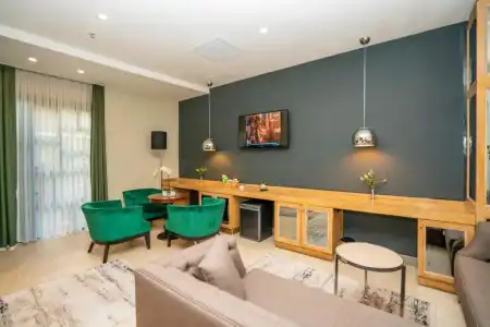 The Gate 30 Suites - 138