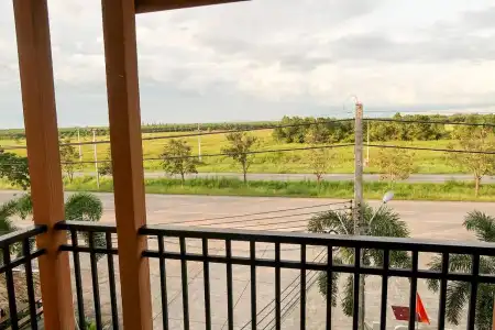 Baan URT Suratthani Airport - 7