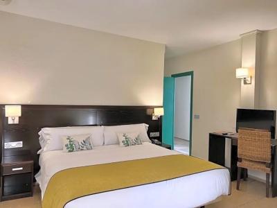 Itaca Colón by Soho Boutique - 73