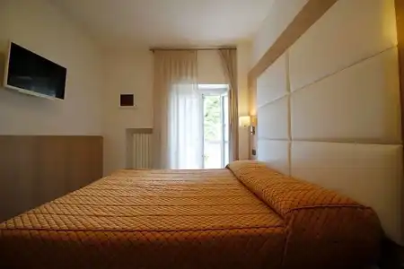 Europa - 105