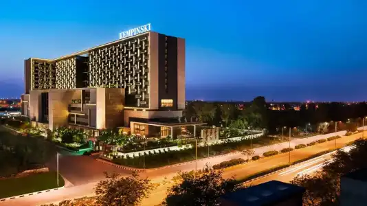 The Leela Ambience Convention Delhi - 20